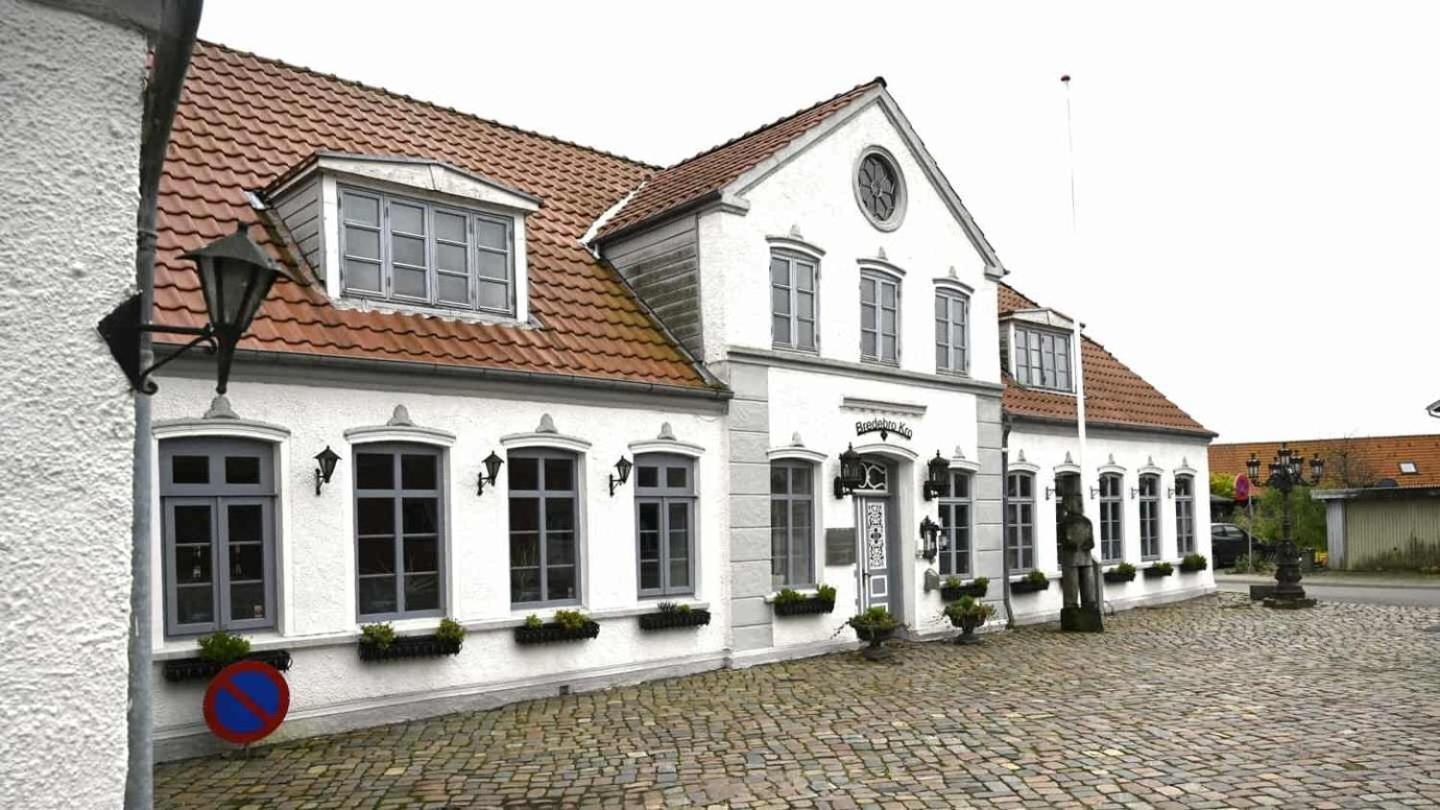 Bredebro Kro- Bed&Breakfast Exterior foto